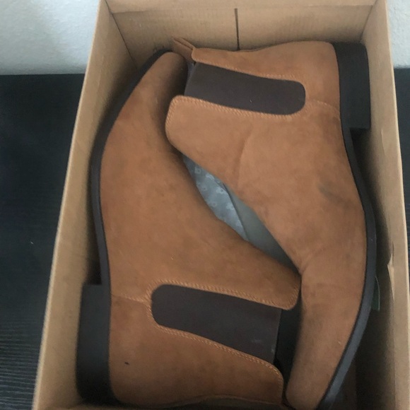 Boots - Picture 1 of 4